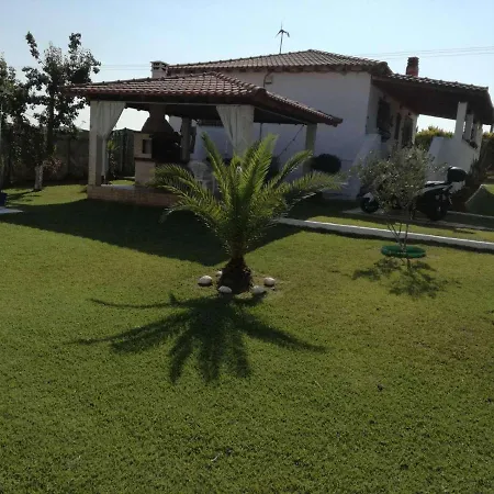 , Huge Garden ,quiet House,bbq,near Beach Metokhion Patriotikon